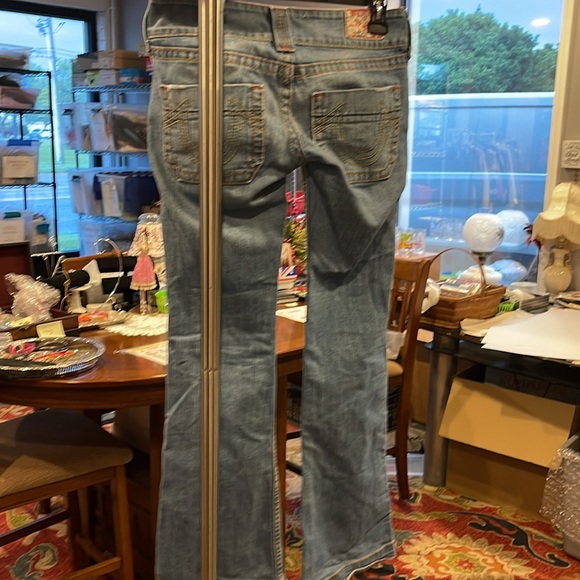 True Religion Sammy Big T Jeans Women’s 27 LIGHT Wash Contrast Stitching Y2K - Picture 4 of 16